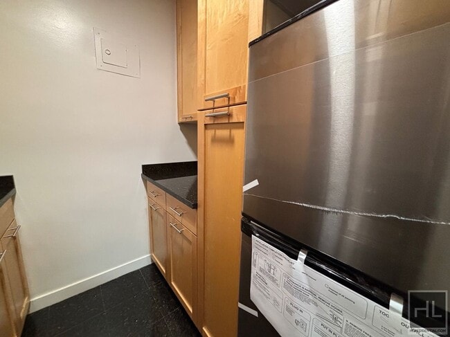 Photo - Fourth Avenue Unidad 12J