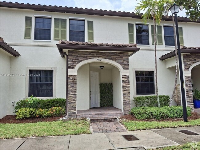Building Photo - 9320 W 33rd Ln Rental