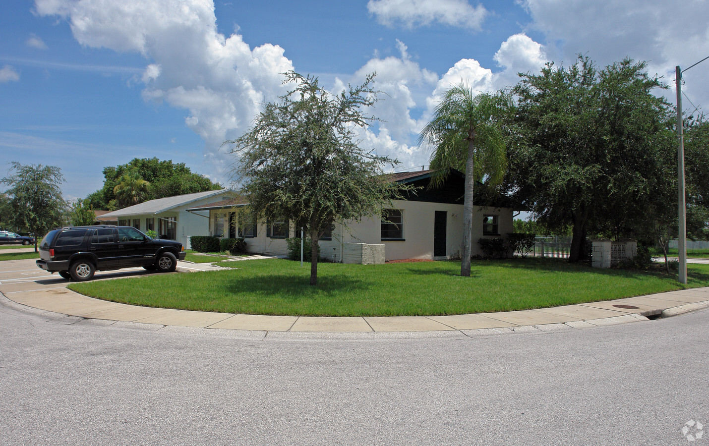 Windtree Villas - Windtree Villas Apartments