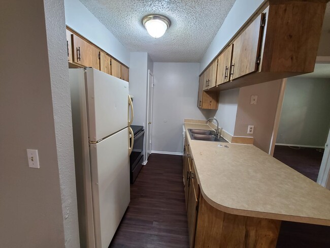 Photo - 205 Red Maple Pl