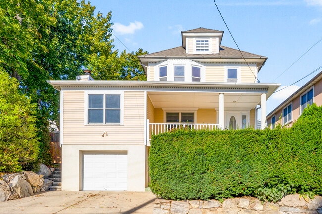 Photo - 59 Oak St
