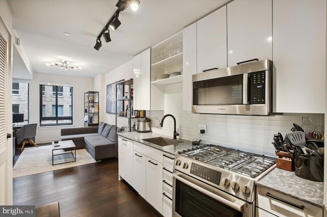 Building Photo - 70 N Street SE Unit N814 Rental