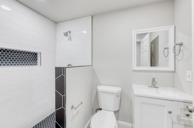 Photo - 1539 N Safford Ave