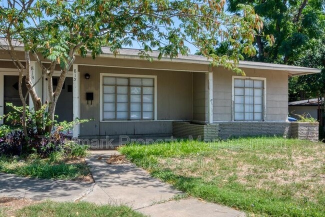 Photo - 815 Rittiman Rd