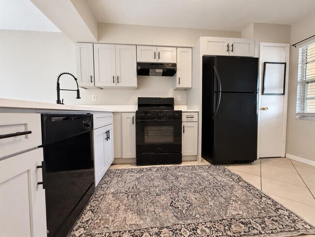 Photo - 6380 Bonnie Bay Cir N