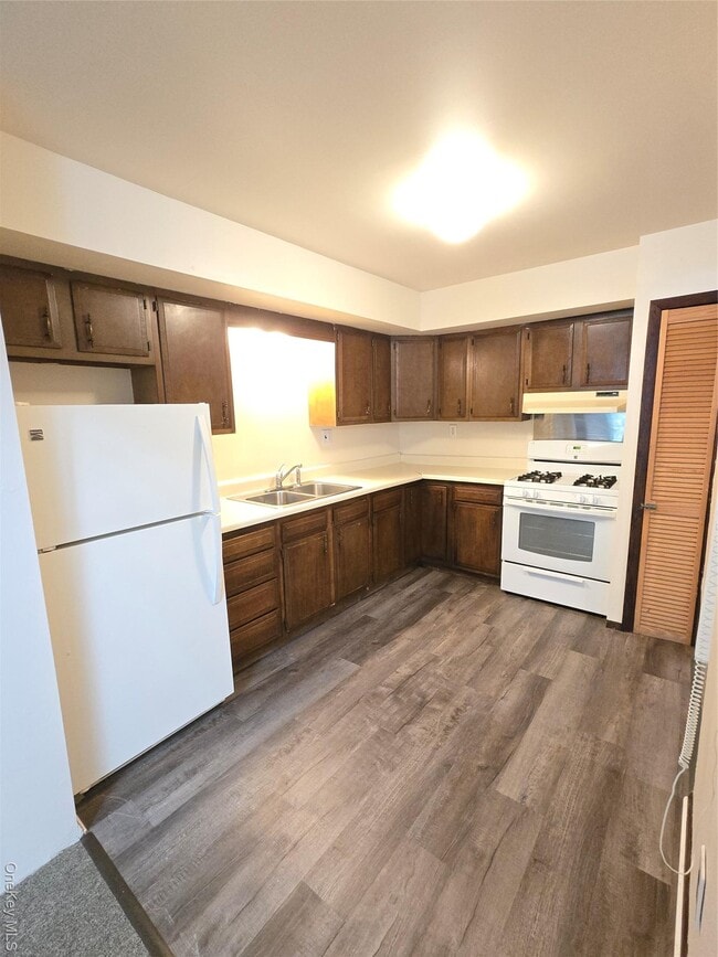 Photo - 32 Genung St Unit #2