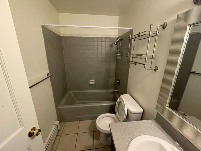 Photo - 338 Moccasin Trail Unit 344