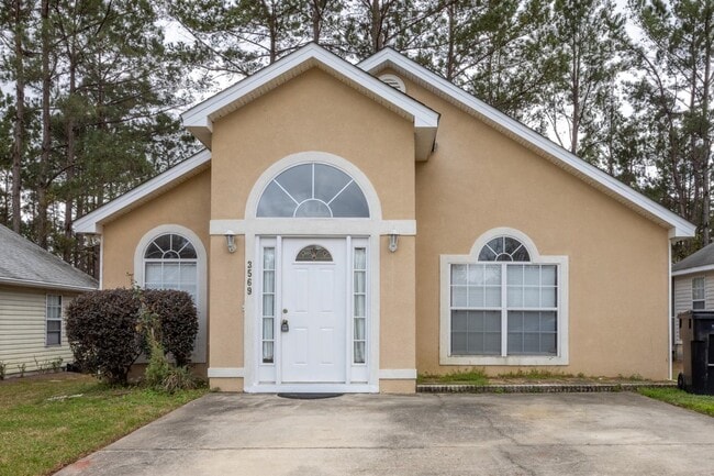 Photo - 3569 Chatelaine Dr