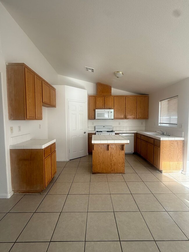 Photo - Move-in Ready!