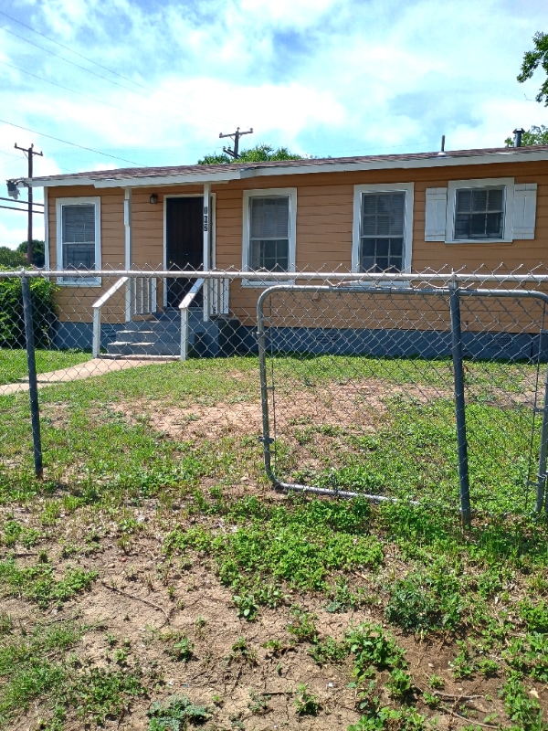 Photo - 1 Sterling St