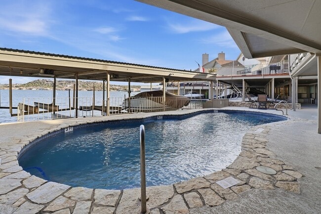 Photo - 403 Island Dr Unit #202