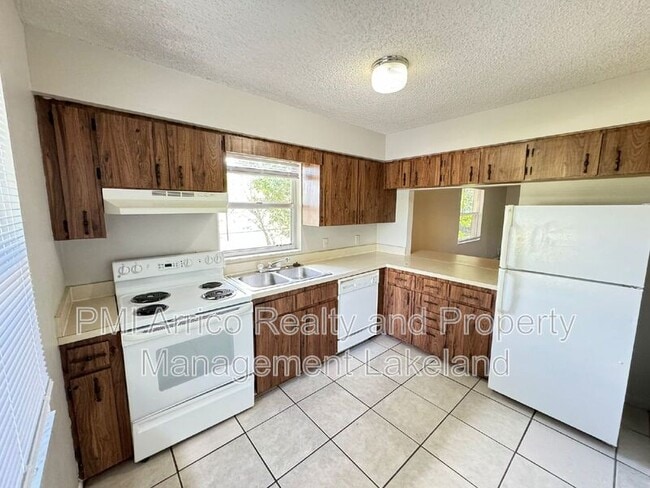 Photo - 585 N Scenic Hwy