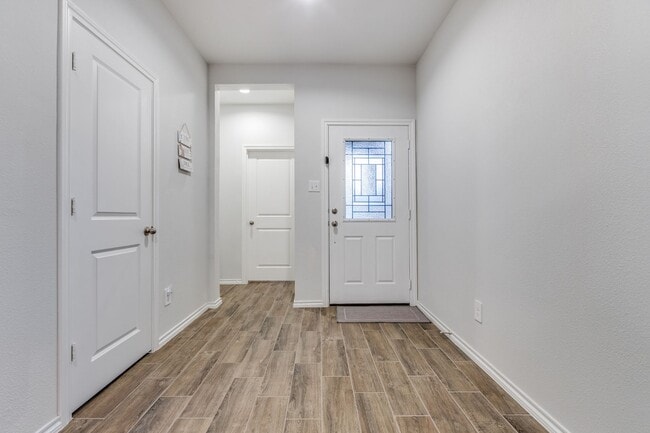 Photo - 3315 Celestial Ln