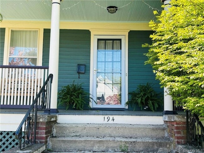 Photo - 194 N Midland Ave