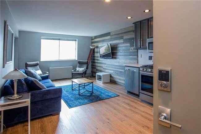 Photo - 215 Piedmont Ave NE Unit 804