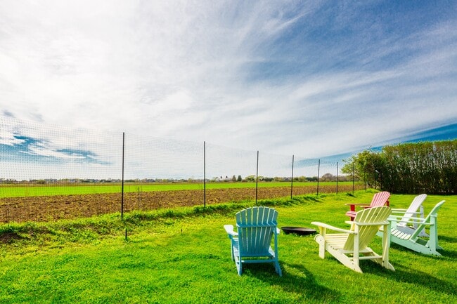 Photo - 187 Erica's Ln