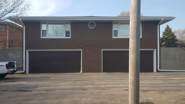 Photo - 5841 Garrett Ln Unit A