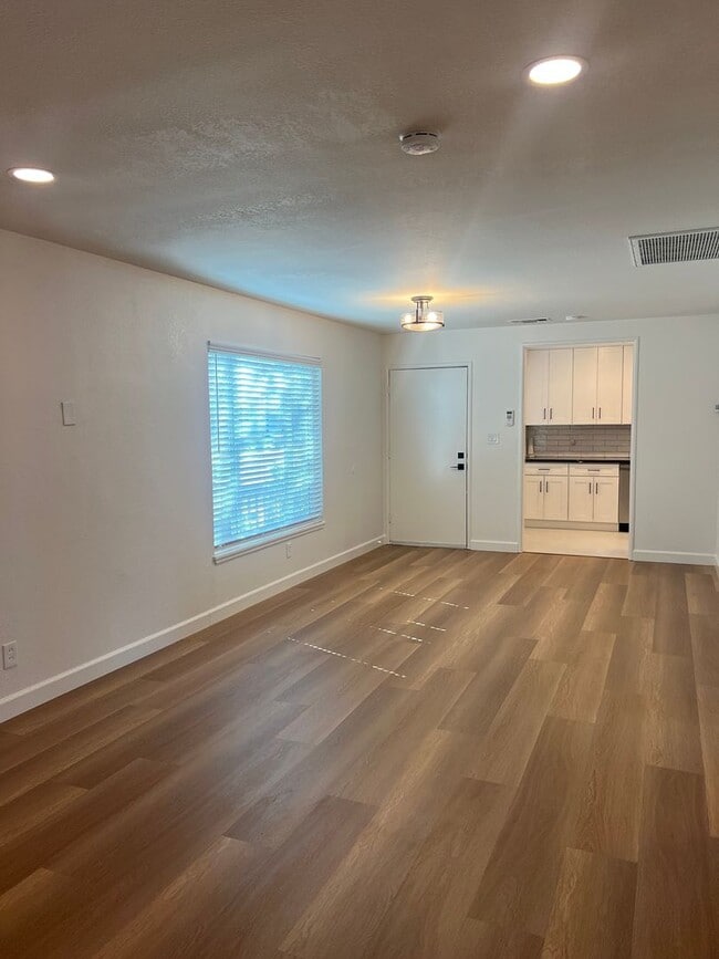 Photo - GORGEOUS REMODELED 3 BEDROOM HOME IN TAHOE PARK!!