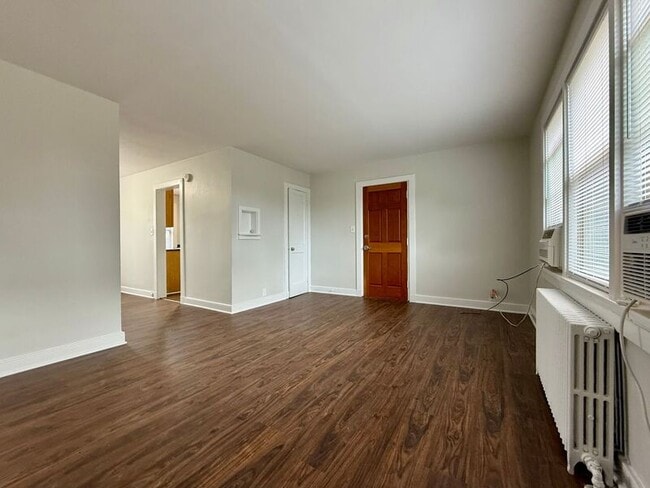 Photo - 1400 Kenmore Ave Unidad A5