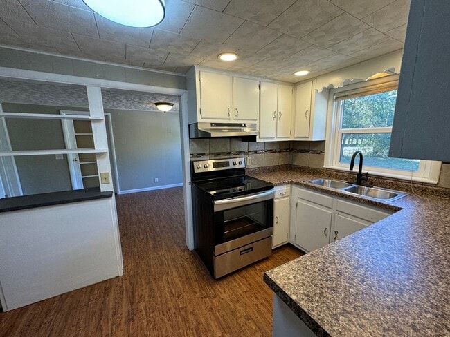 Photo - Spacious 3-Bedroom, 1-Bathroom Home with Pole Building – $1,525/Month
