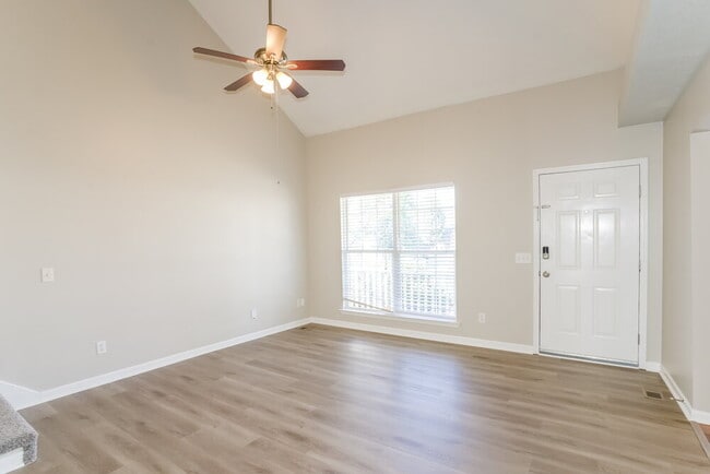 Photo - 119 Shady View Dr