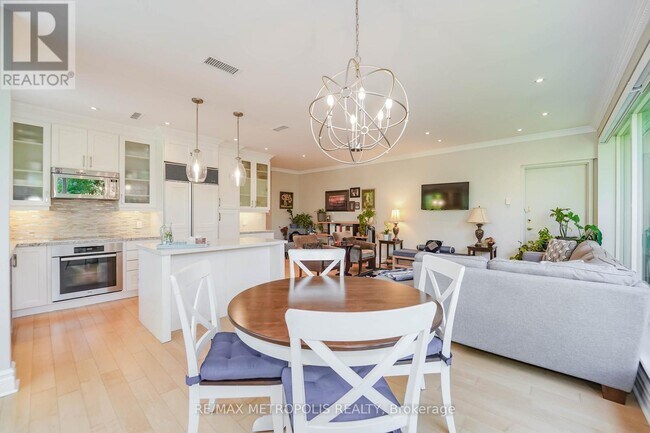 Photo - 1 Watergarden Way Unit 201