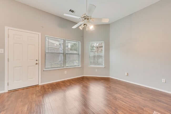 Photo - Garden haven 3 bed 2 bath home in H-E-B school district