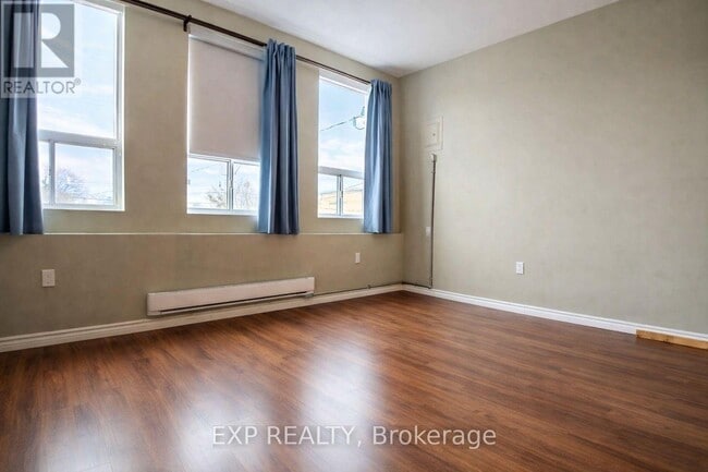 Photo - 1038 Coxwell Ave