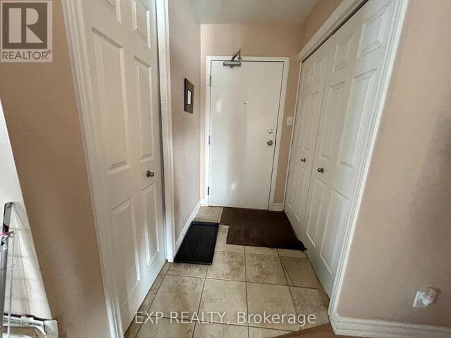 Photo - 2149 Laurier St