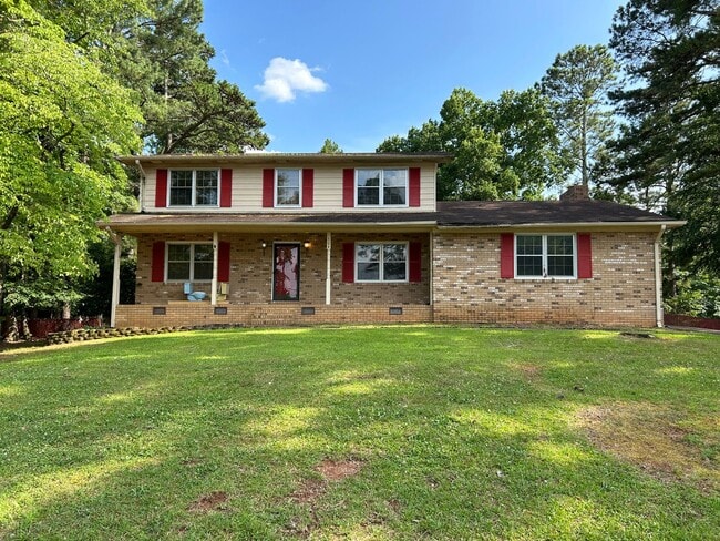 Building Photo - 504 Stoneybrook Drive