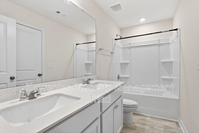 Photo - 4009 Beckton Trl