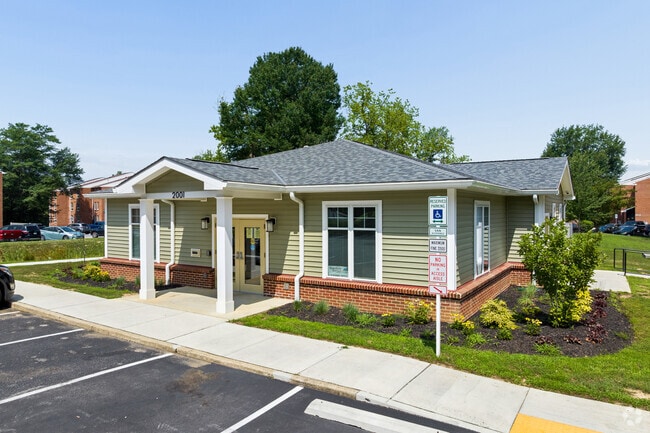 Leasing Office