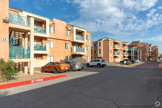 Regency Pointe Apartments