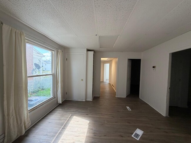 422 High St