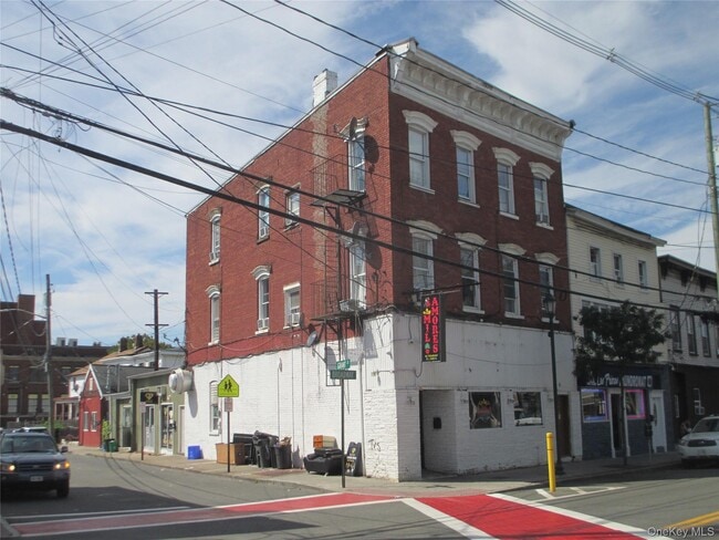 Building Photo - 57 Broadway Unit #1 Rental