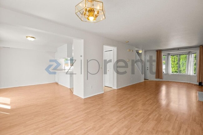 Photo - Unit
