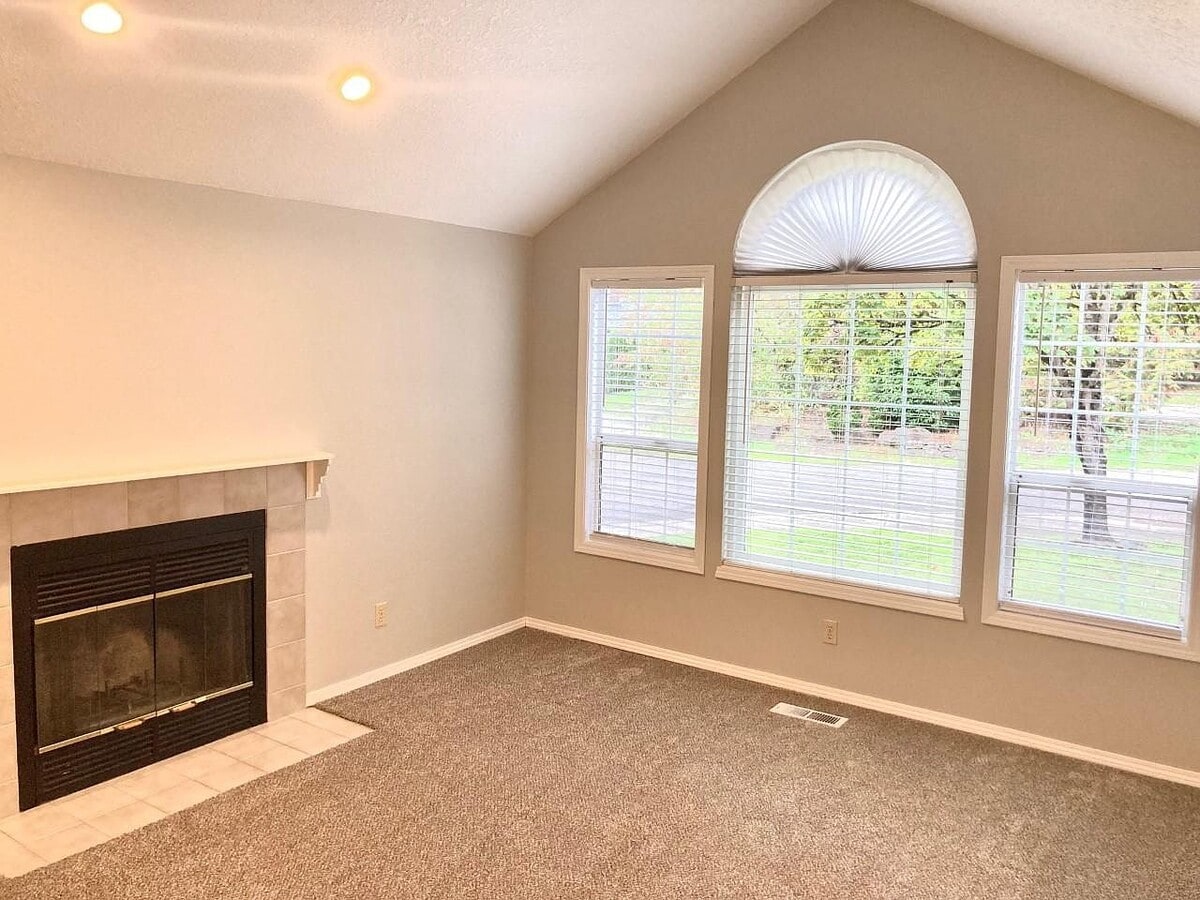 Photo - 380 NW 150th Ave