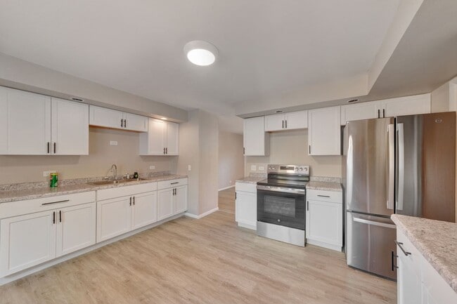 Building Photo - Newly remodeled ranch home