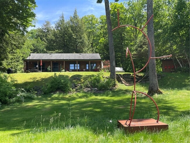 Building Photo - 102 Trails End Rental