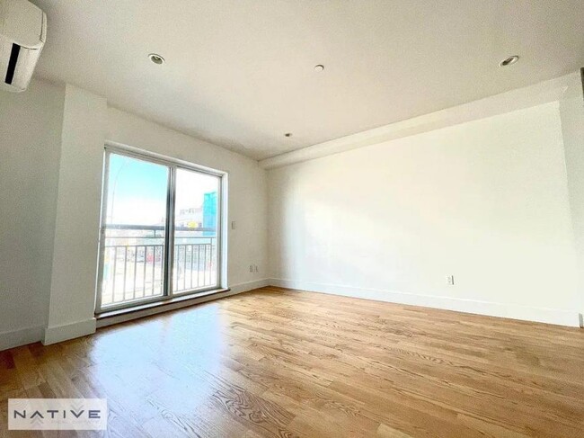 1 bedroom in Flushing NY 11385 - 1 bedroom in Flushing NY 11385 Condo Unit 2F