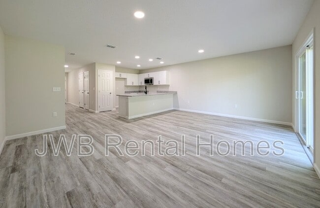 Photo - 1116 Comanche St