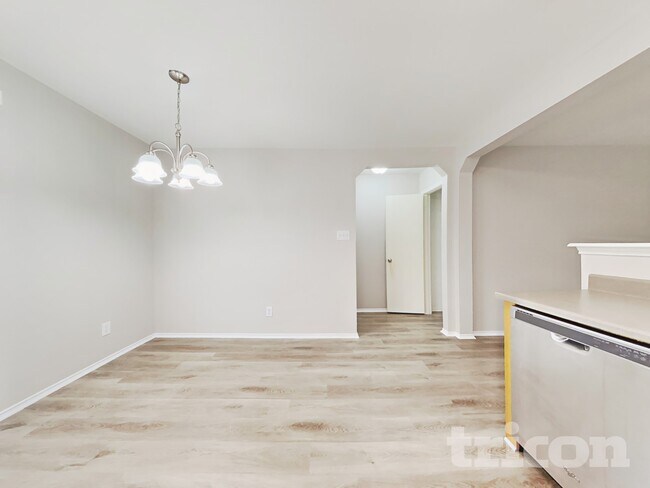 Photo - 12222 Autumn Cherry