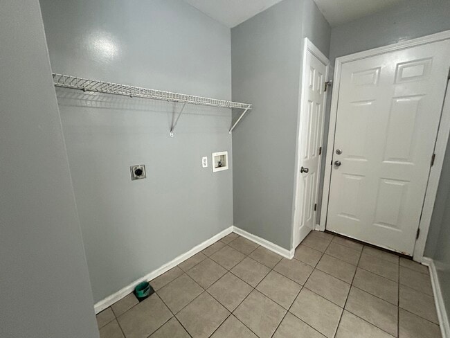 Photo - 124 30th 1/2