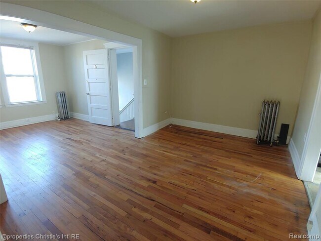 Photo - 1535 W Canfield St Unit 1A