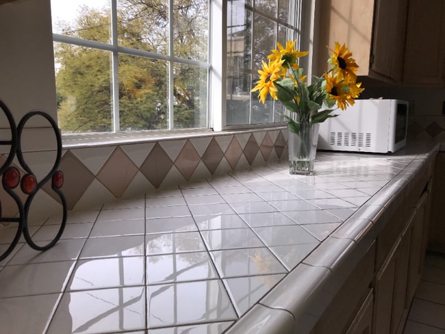 Photo - 2635 Dobinson St Unidad A