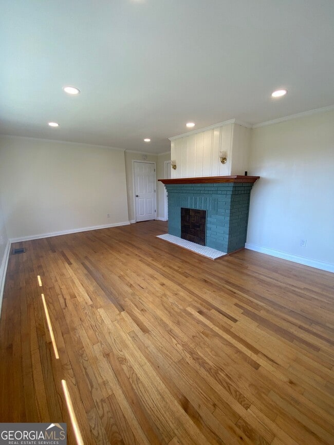 Photo - 297 Macon Ave