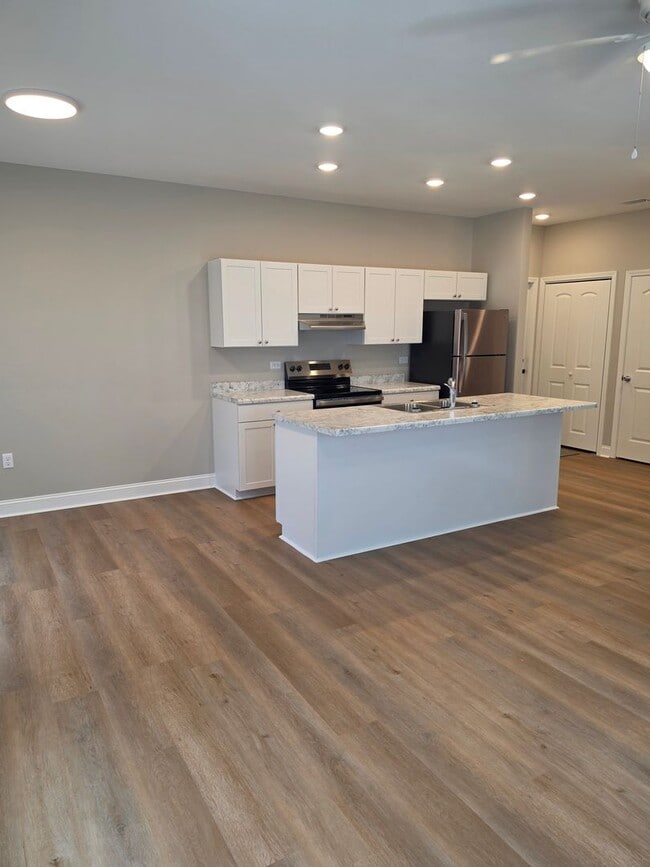 Photo - Charming 3 bed, 1.5 bath