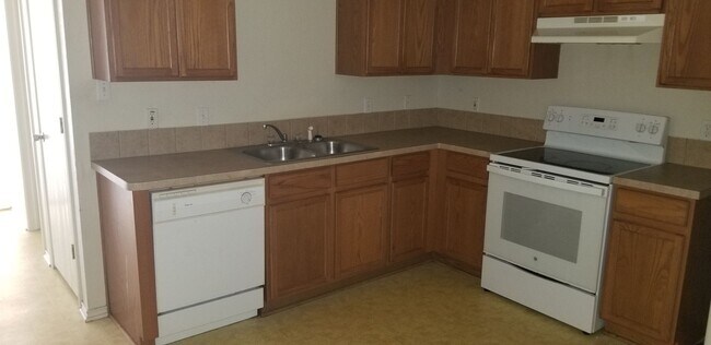 Photo - 125 Ryan Cir Unit B