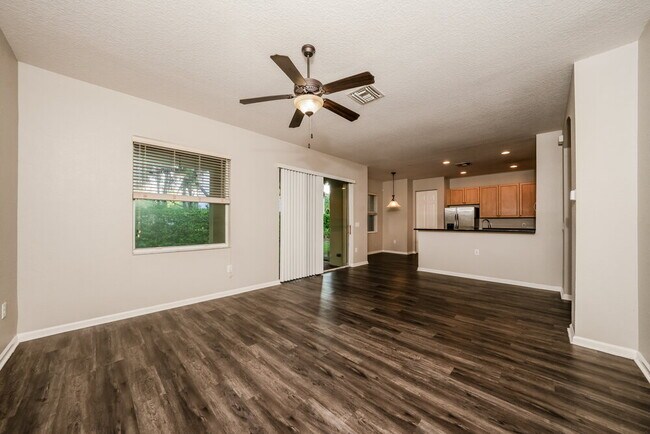 7617 Jewelwood Dr