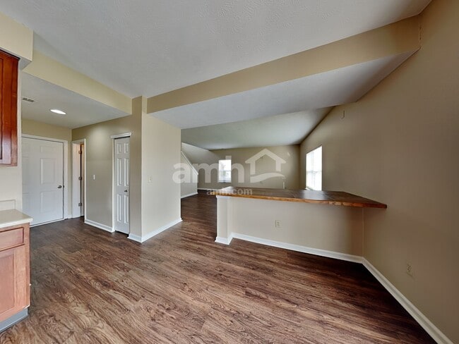 Photo - 5811 Outer Bank Rd